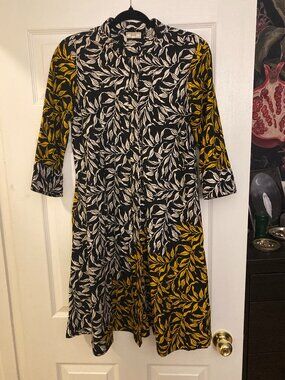 Standard Length Yellow / Black / White Zuri Dress with Sleeves